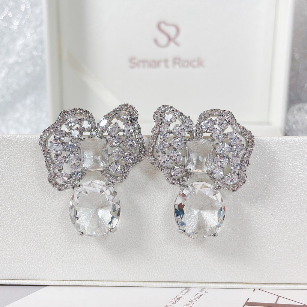 Fashionable colored zirconium petals light luxury earrings