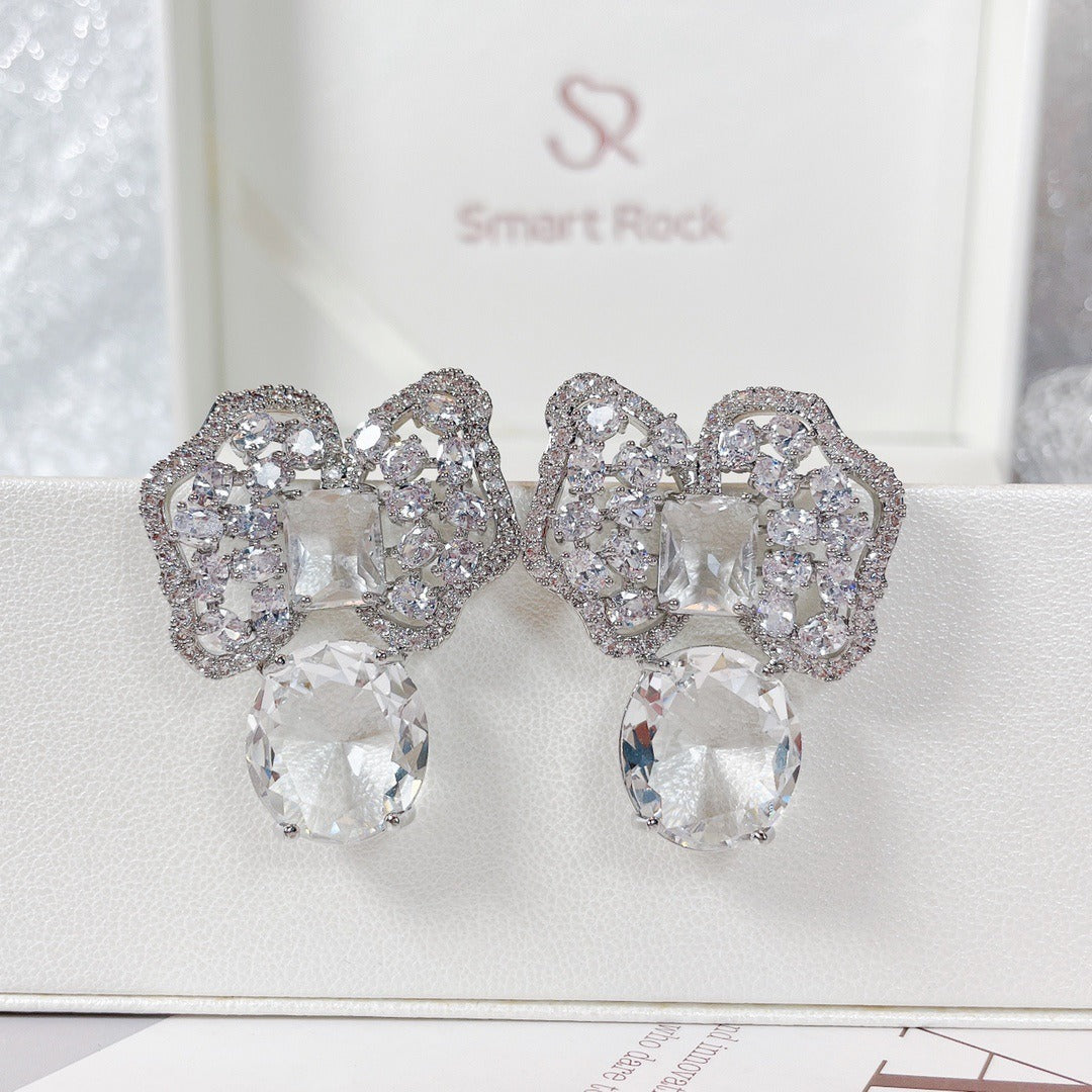 Fashionable colored zirconium petals light luxury earrings